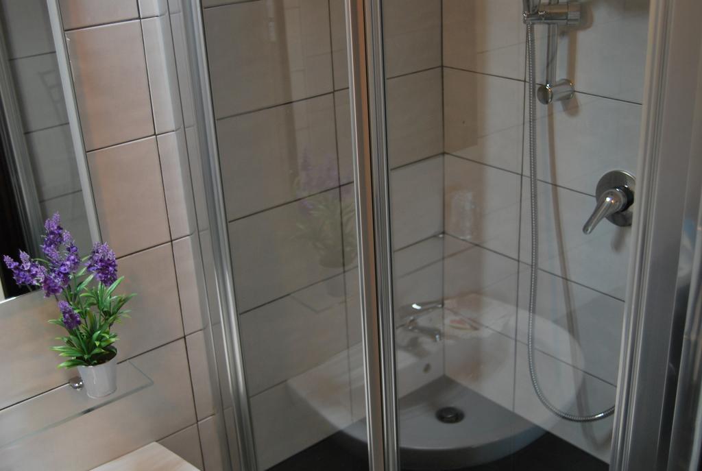 רימיני Hotel Abay מראה חיצוני תמונה